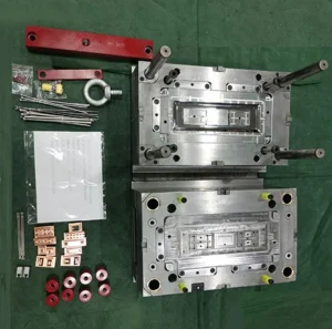 Multi Cavity Electrical Switch Sockets Injection Plastic Mould
